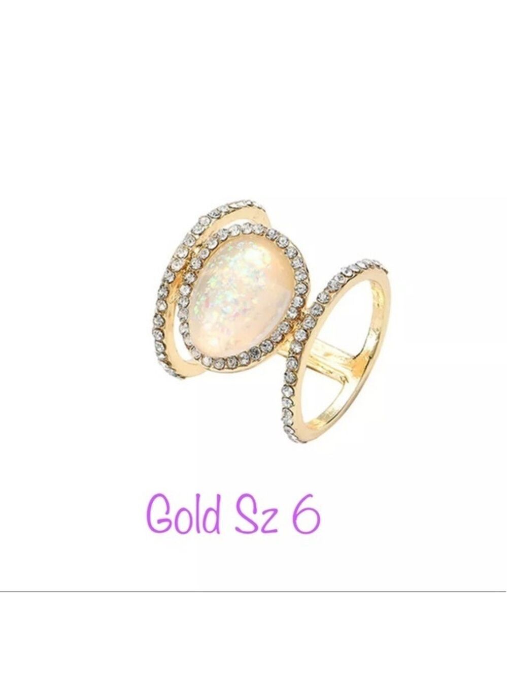Sz 6 Gold Glittery Rhinestone Cocktail Ring